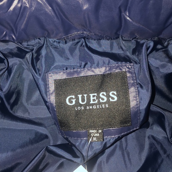 Guess puffer - Picture 3 of 6